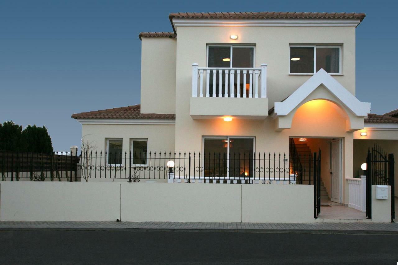 Villa Carmel Ajia Napa Zewnętrze zdjęcie